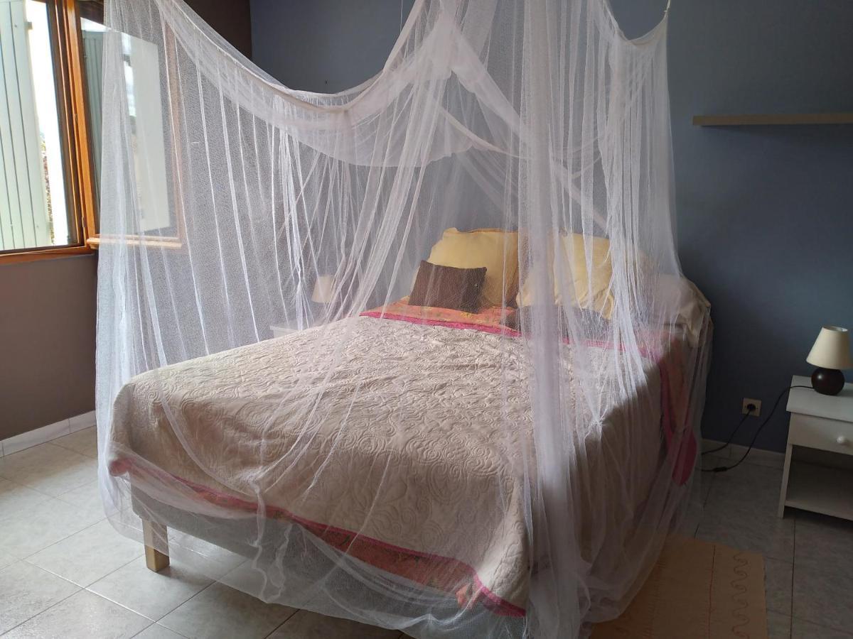 Chambre Soleiade Laroque  外观 照片